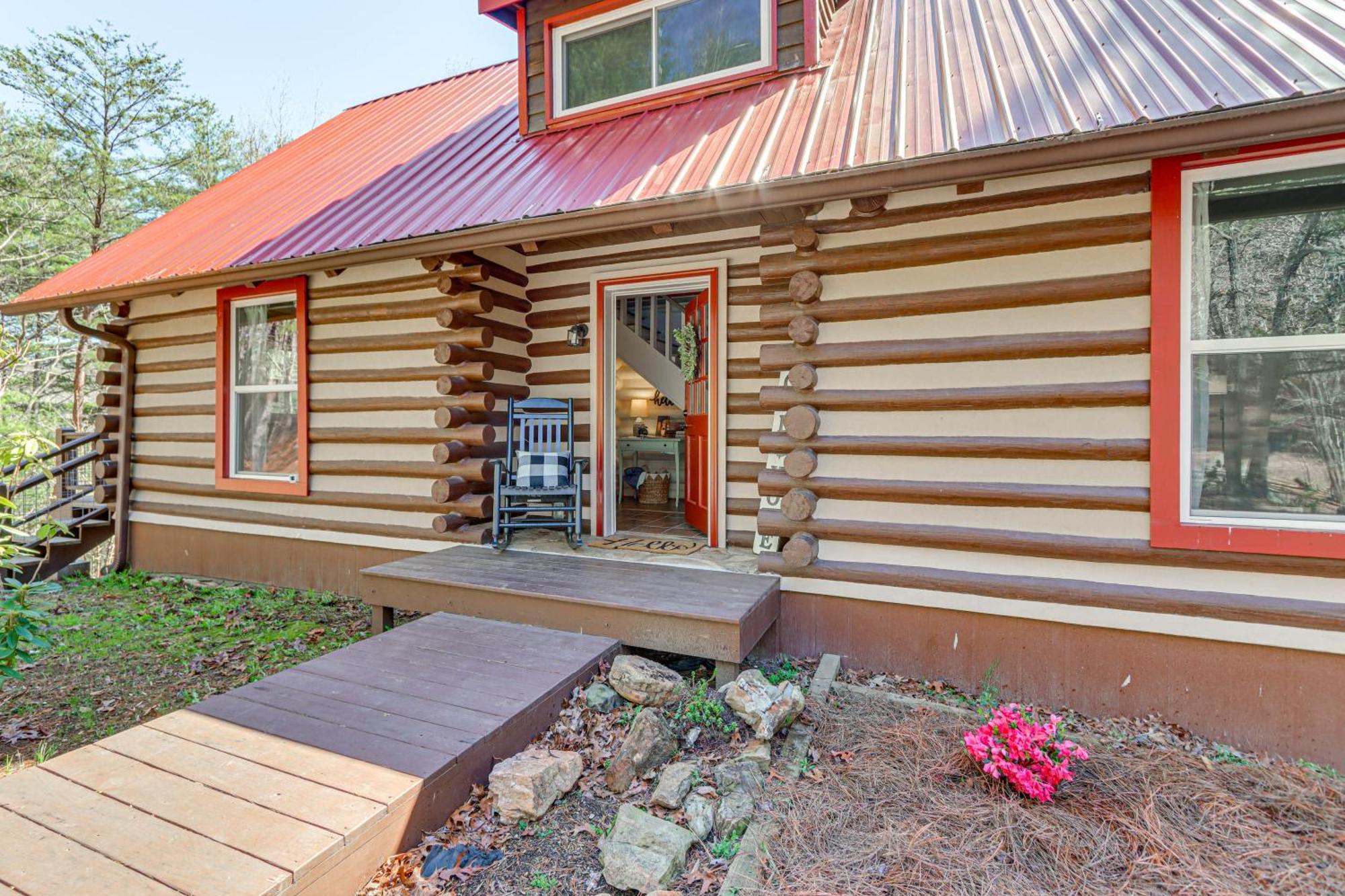 Dog-Friendly Hiawassee Cabin With Decks And Fire Pit! Exterior foto