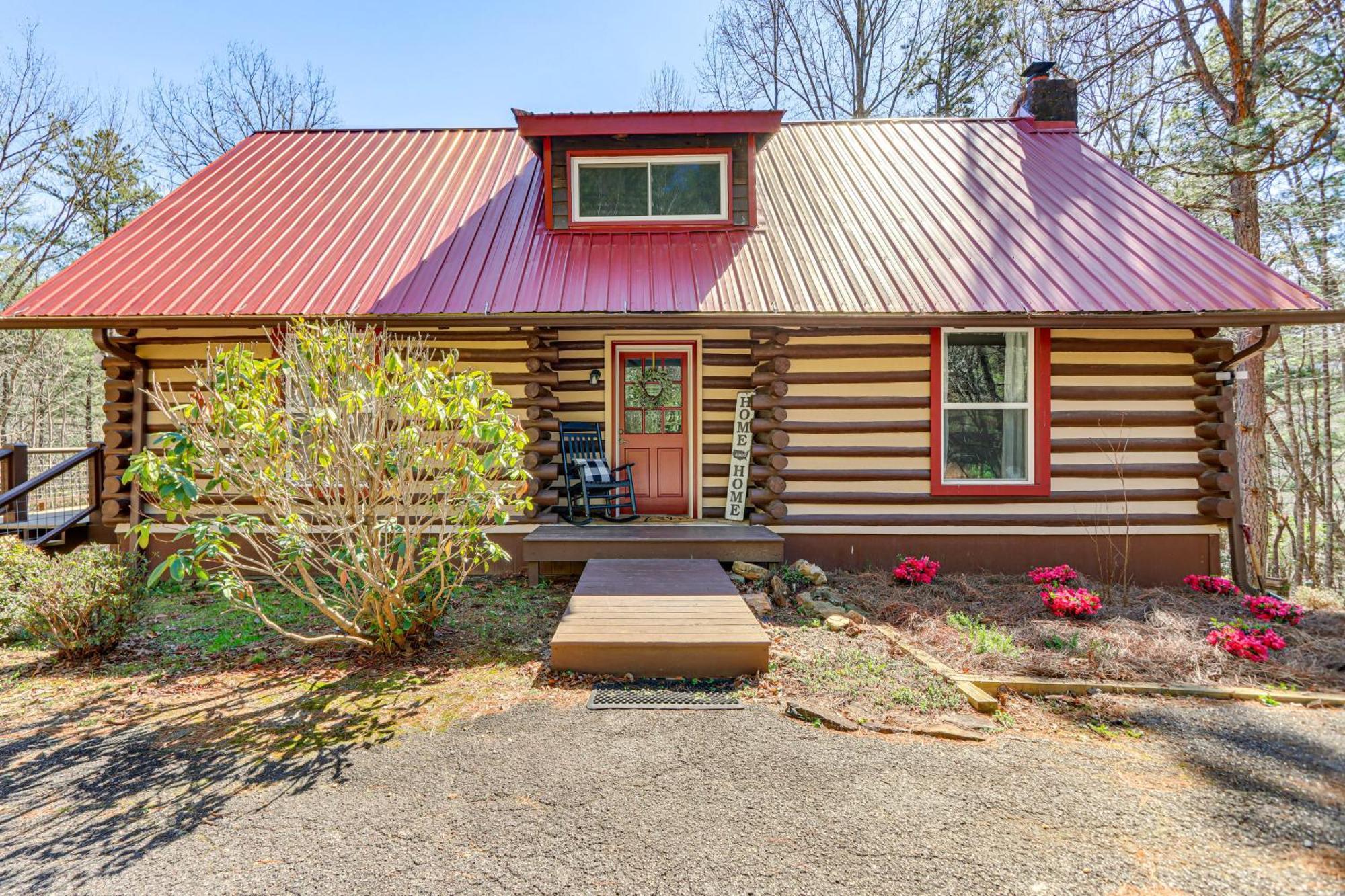 Dog-Friendly Hiawassee Cabin With Decks And Fire Pit! Exterior foto